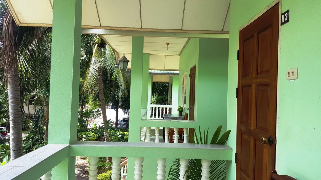 Rattana Guesthouse & Bungalow