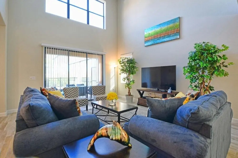 Solterra - 5 Bedrooms House w/pool-7035SR Home by RedAwning
