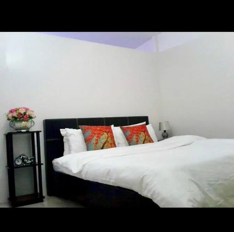 Estien’s Cozy Condotel to Stay