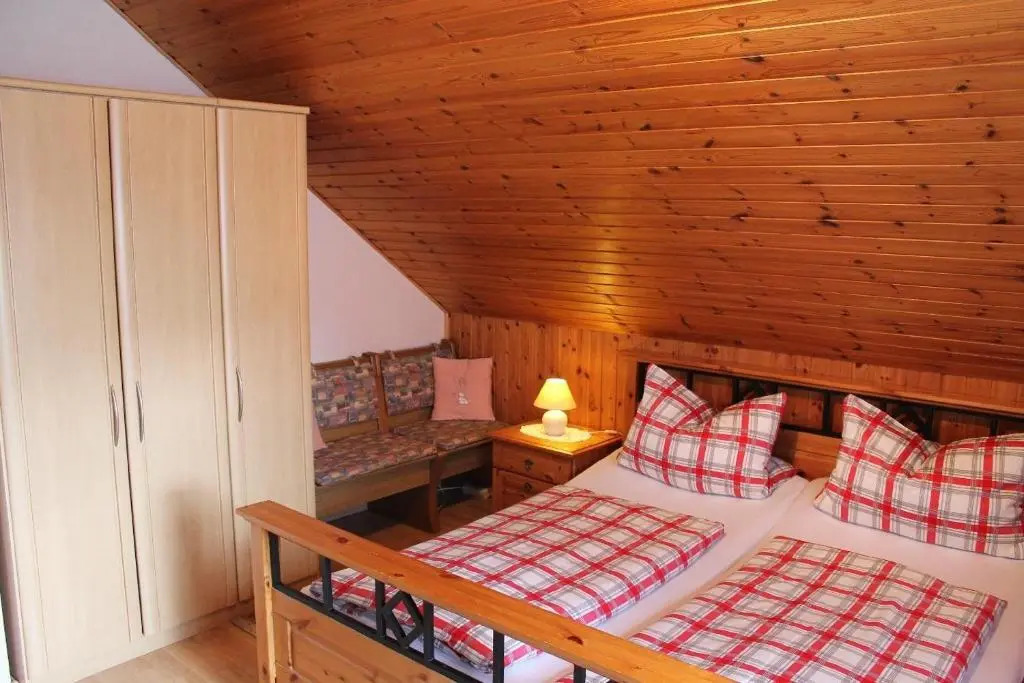 Komfort-ferienwohnung Burck 97 qm , 3 Schlafzimmer, 2 WC