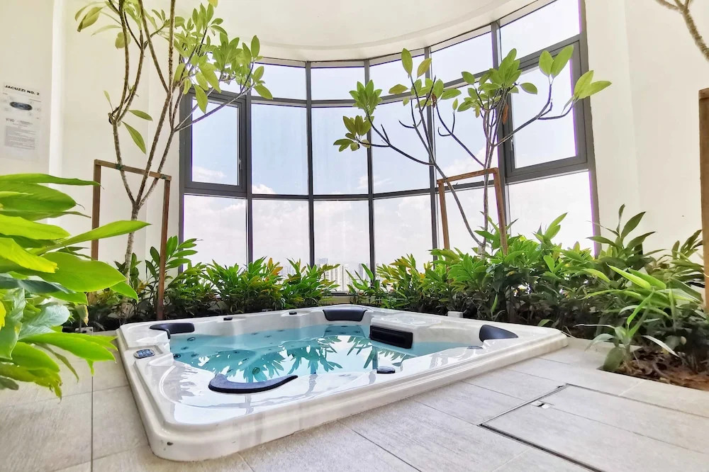 VIVO Residential Suites Mid Valley by EcoSuites