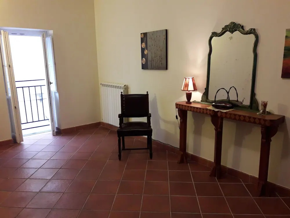 Nuccio Palace