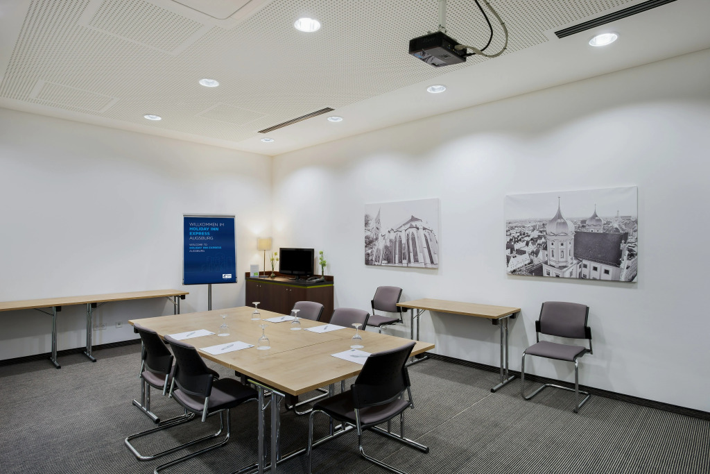 Holiday Inn Express Augsburg by IHG