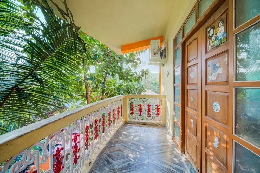 OYO Home 19757 Divine 3BHK