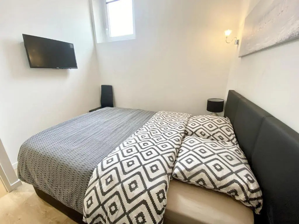 Jean Medecin - Modern And Brand New 1br Flat