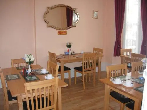 Longfield Guest House