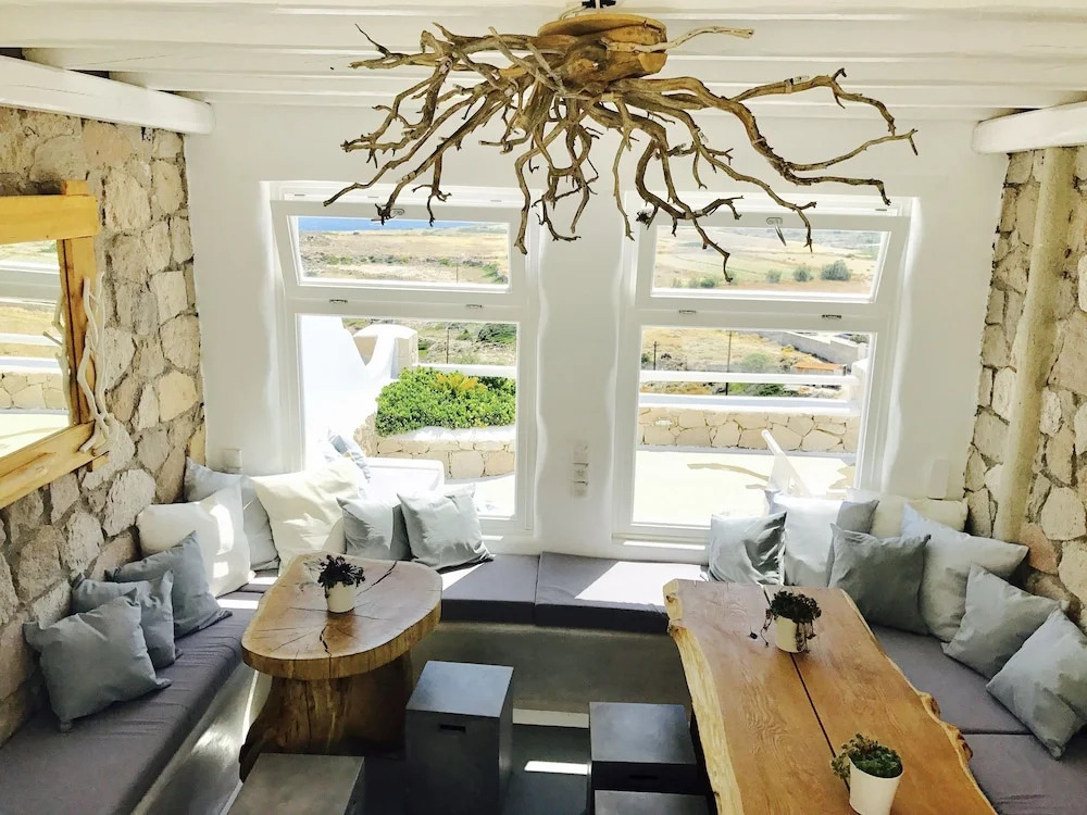 Milo Milo Suites