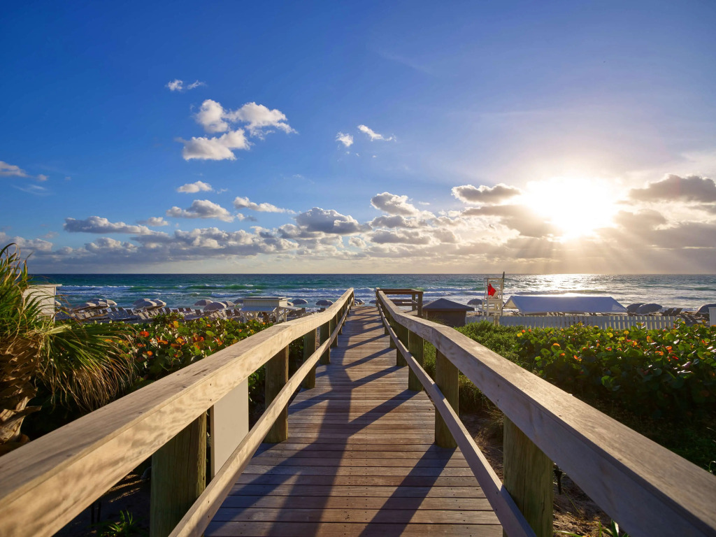 Yacht Club at The Boca Raton Adults-only