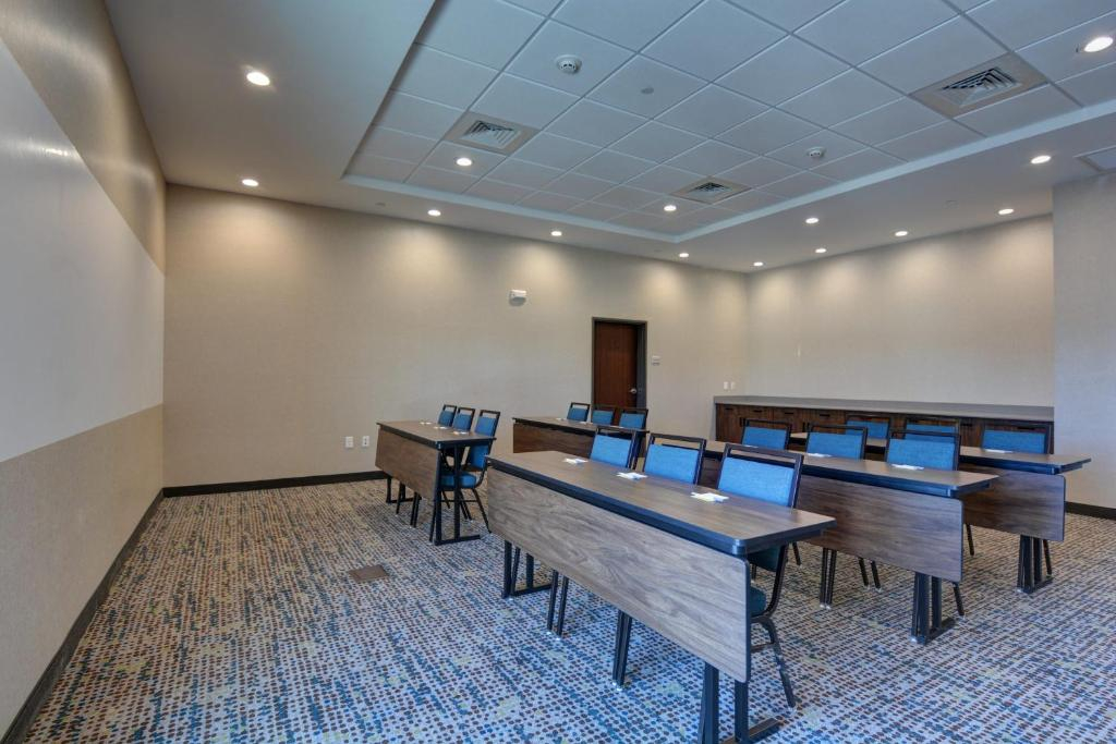 Hampton Inn & Suites Middleburg