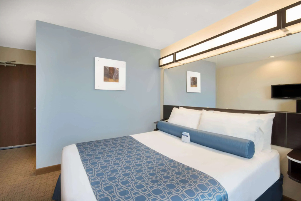 Microtel Inn & Suites by Wyndham Stanley