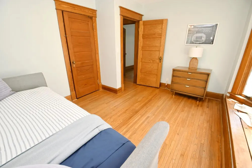 Historic Renovated Home Steps to Notre Dame 103