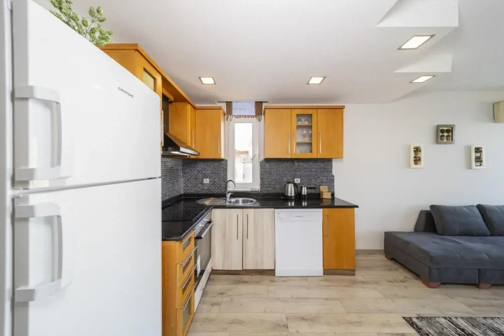 Flat Close to Konyaalti Beach with Sea View