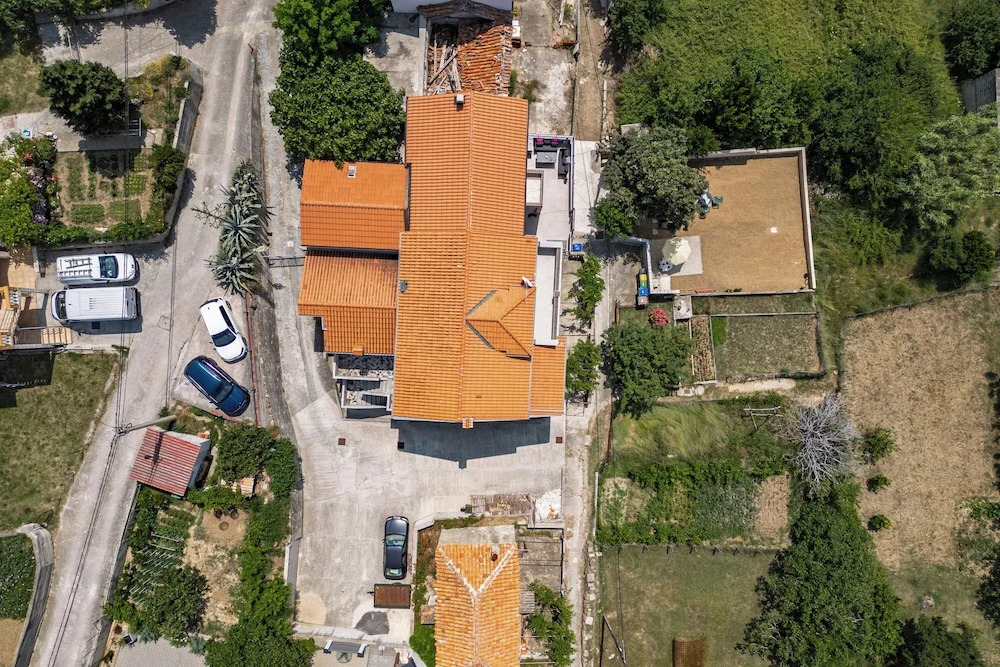 Harmony House Vito