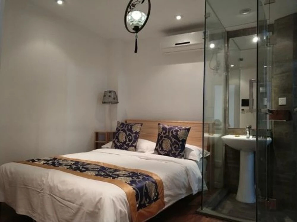 Beijing Heshe Courtyard Hotel