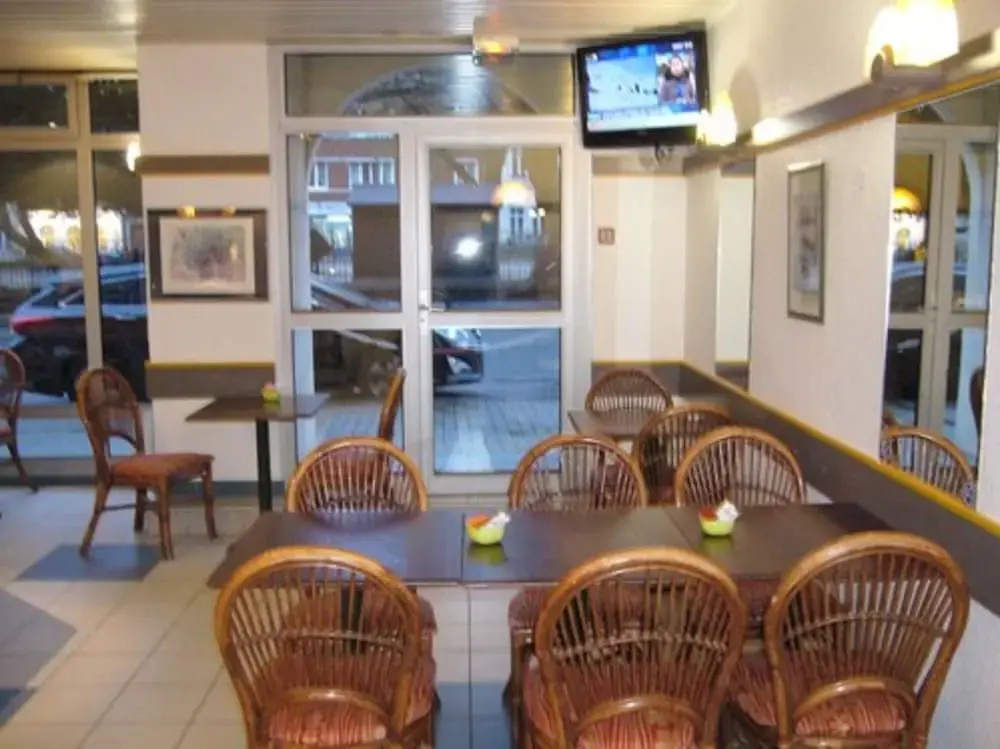EGG HOTEL - HOTEL LES GENS DE MER Dieppe