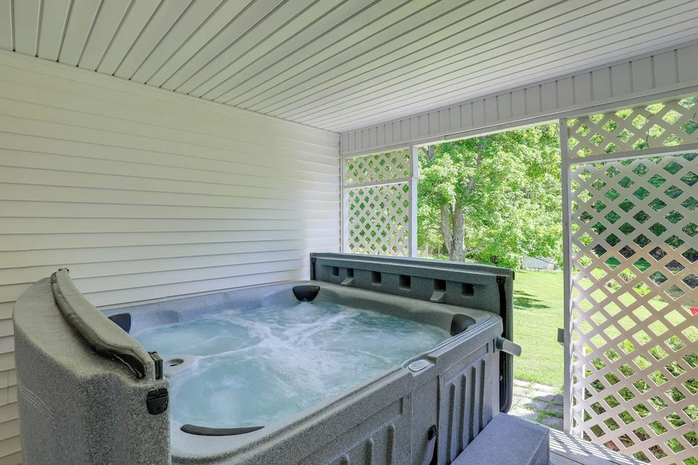 Mtn Views & Epic Sunsets: Private Weaverville Home