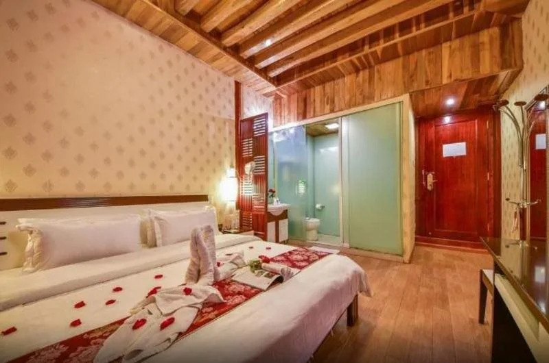 Dali Palace Hotel