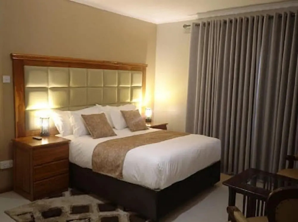 Pemabwe Guest Lodge
