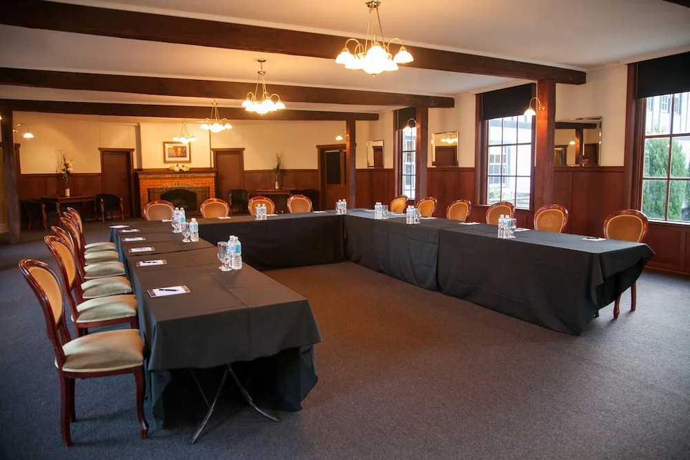 Marybrooke Manor