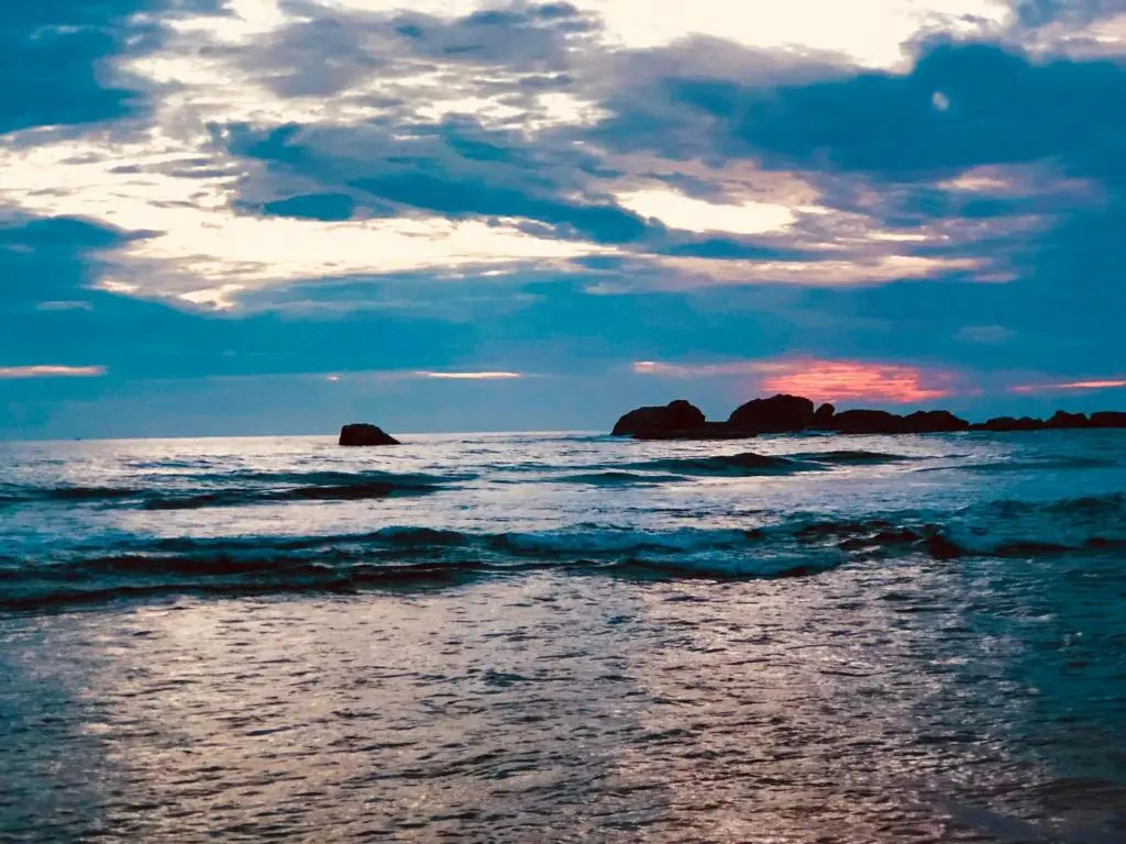 Brothers Spot Hikkaduwa