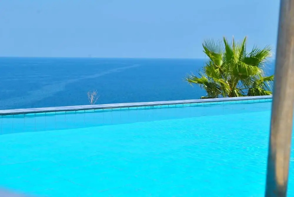 Villa Blue Ocean by Amy Villa