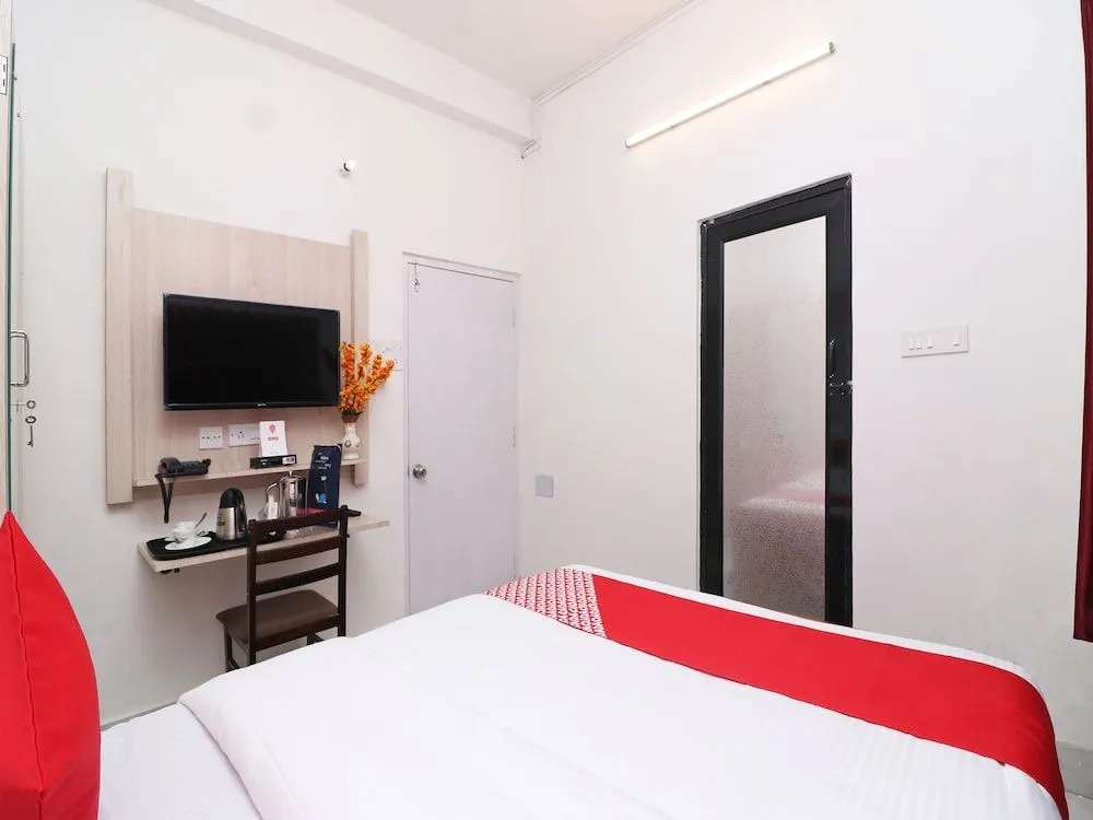OYO 15579 Monurama Homestay