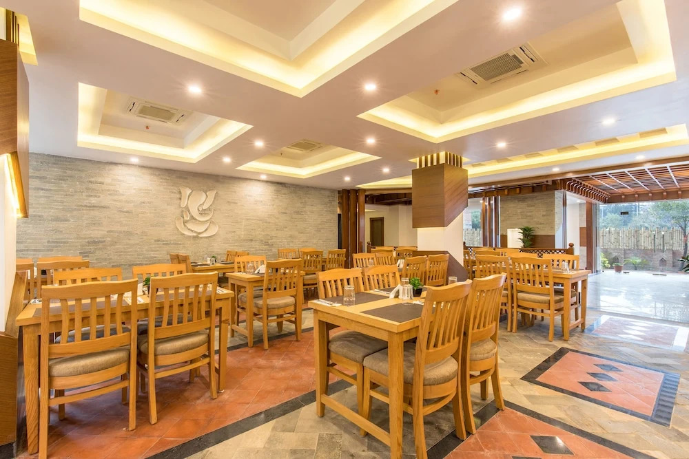 Hotel Golden Plaza
