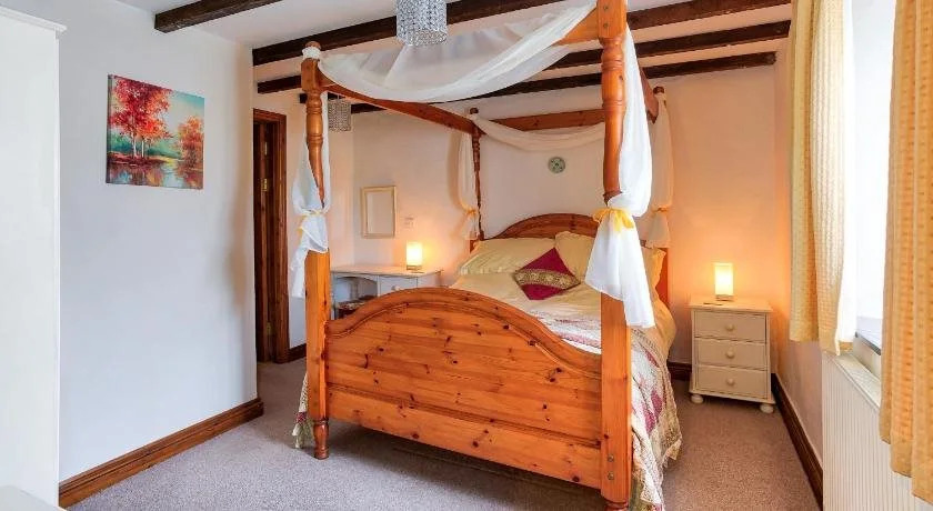 Tregolls Farm Cottages