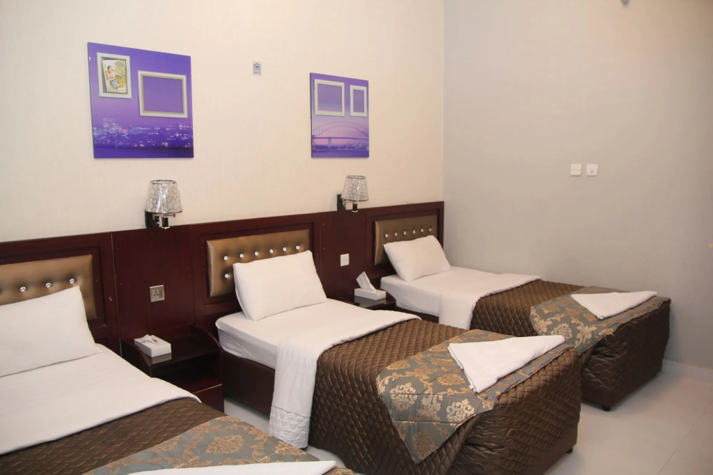 Al Sabkha Hotel