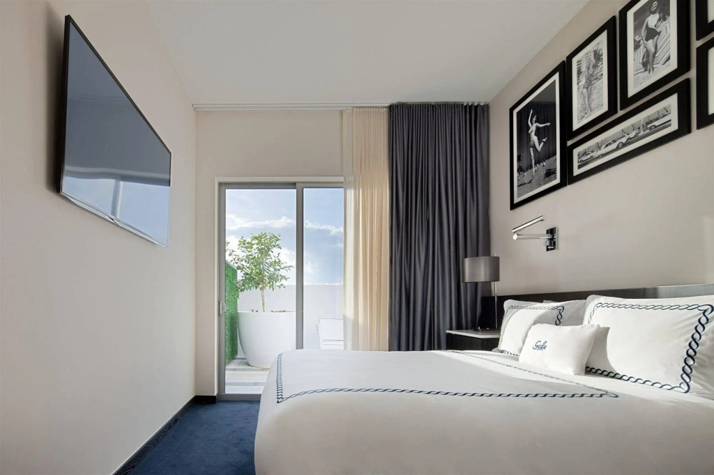 Gale South Beach, Curio Collection By Hilton
