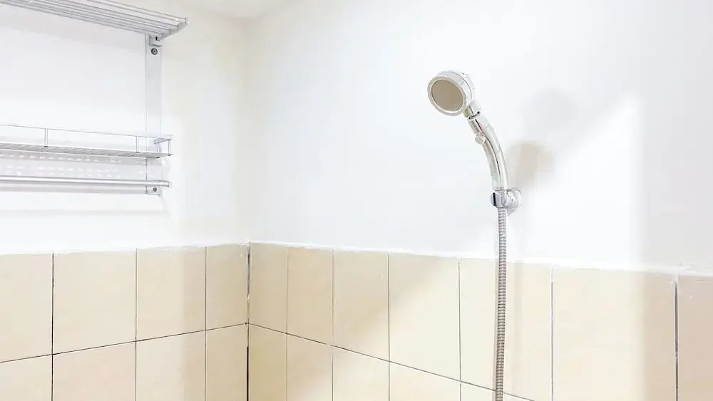 2Br Green Pramuka City Apartment Near Shopping Center