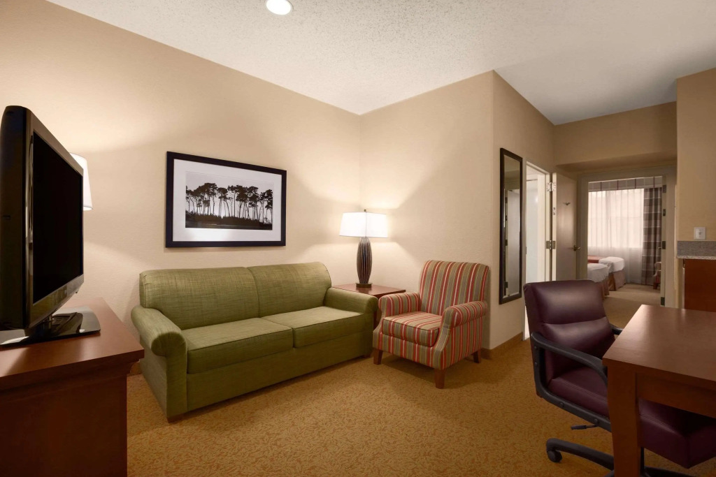 Country Inn & Suites by Radisson, Humble IAH East