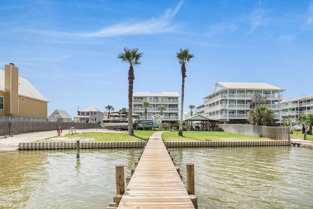 Gulf Shores Getaway Lagoon Front Beach Access Family Fun Lagoon Landing 202