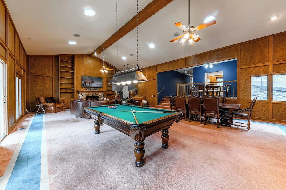 Mountain River Chalet
