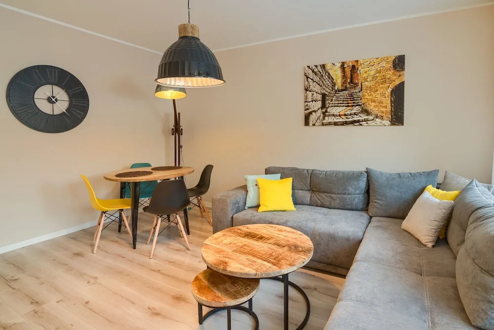 Apartments 4 You Hlonda