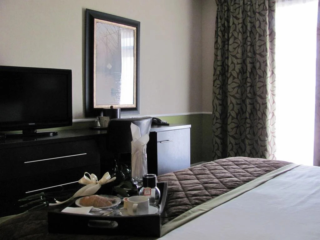 RiverRock Inn