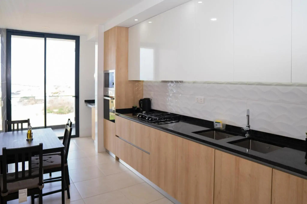 3 bdr aprt, amazing seaview, rooftop pool - LCGR