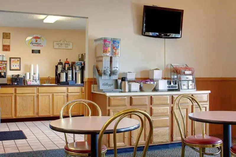 Super 8 by Wyndham West Plains