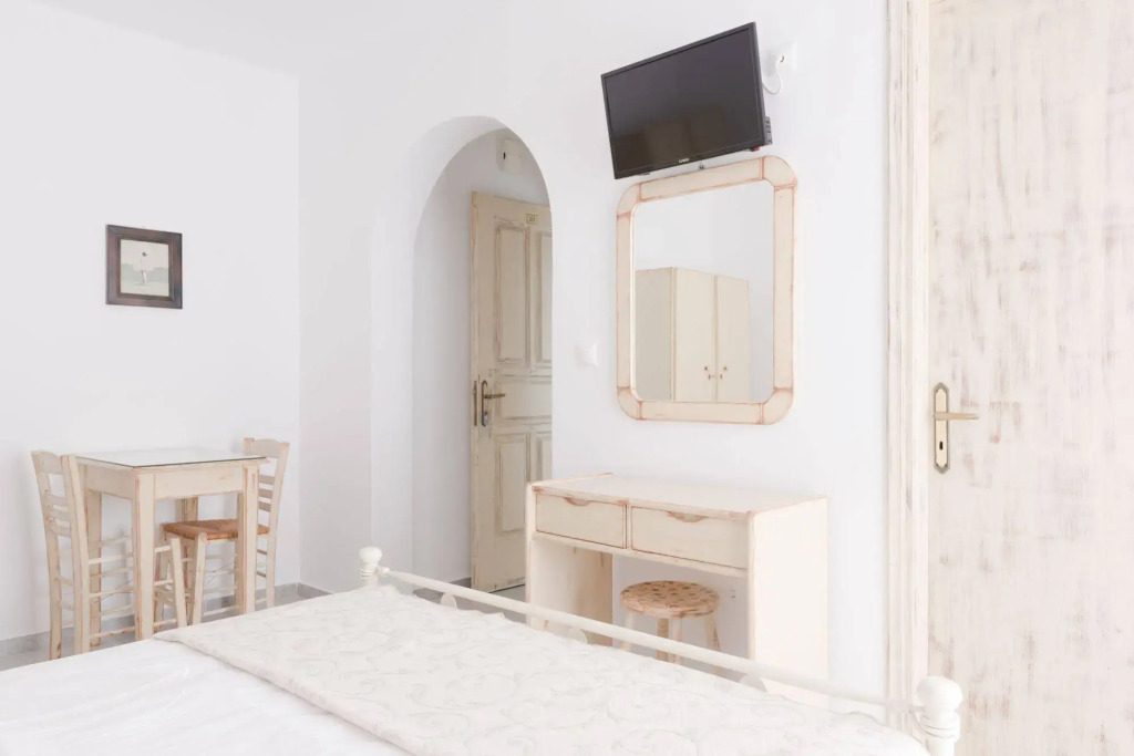 Fragias Studios & Apartments