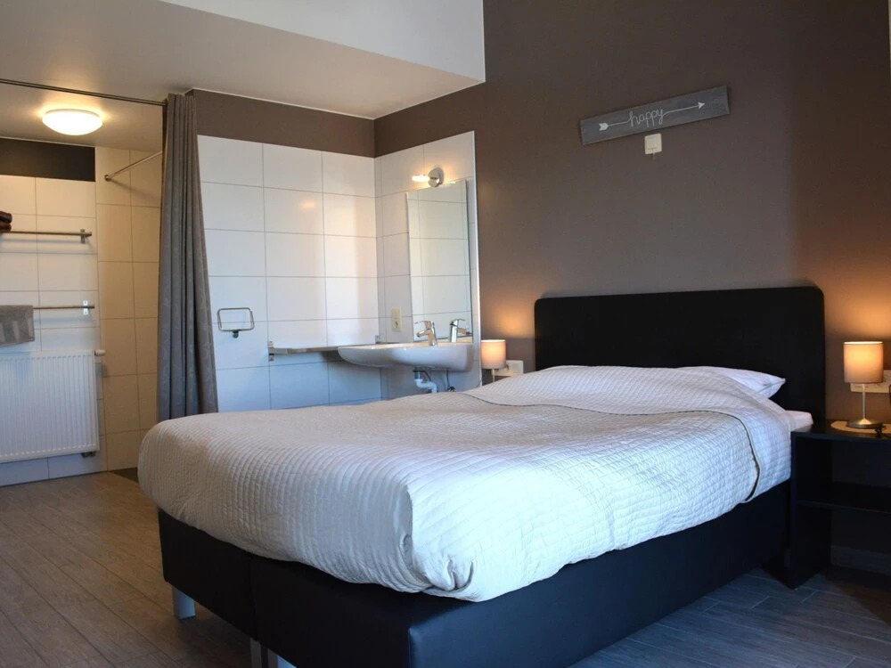 Lovely Holiday Home in Bastogne with Hot Tub