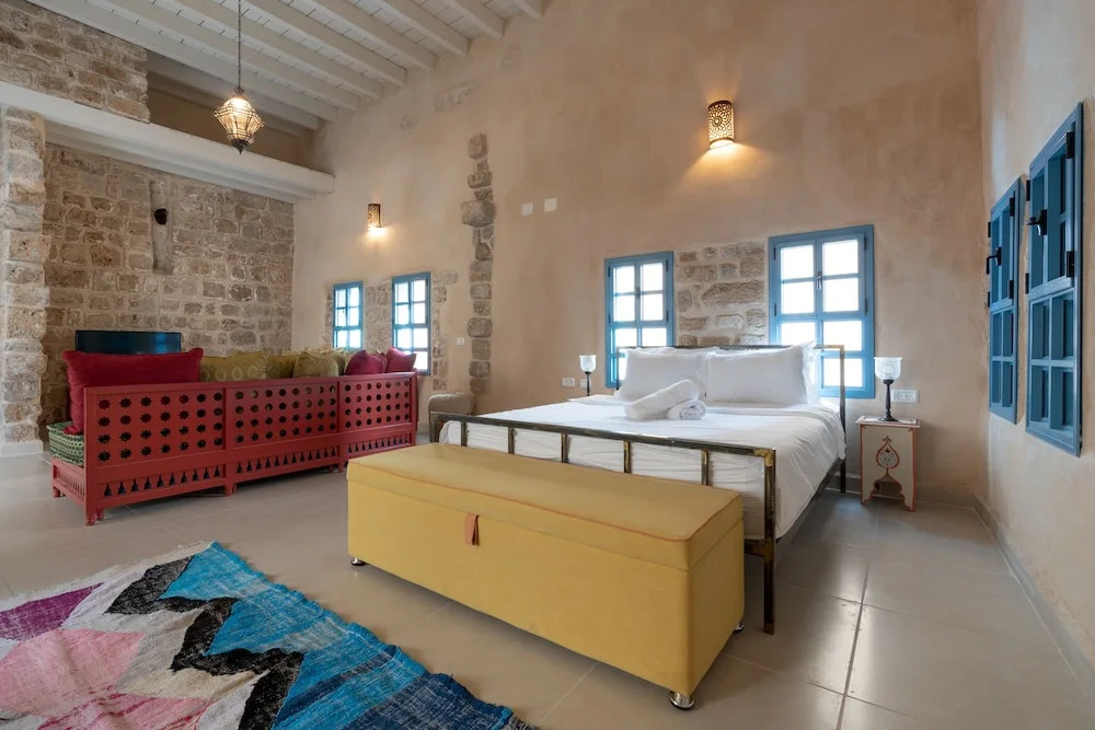 Arabesque Arts & Residency