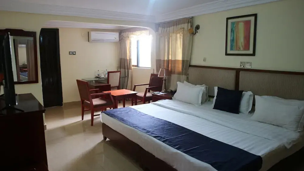Krisview Hotel