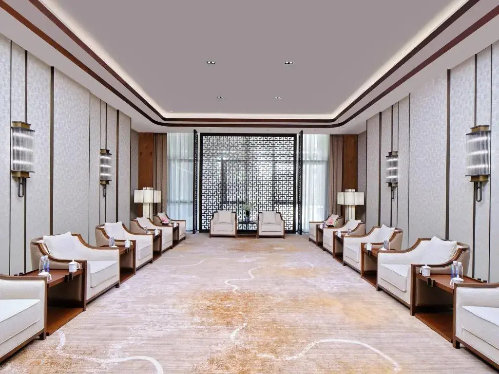 HUALUXE Suzhou Bay Hot Spring Resort by IHG