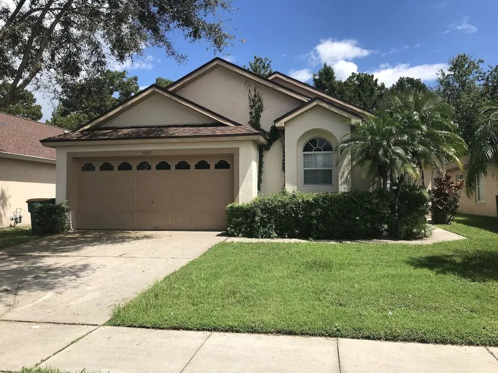 Kissimmee Vacation Homes by Shine FM