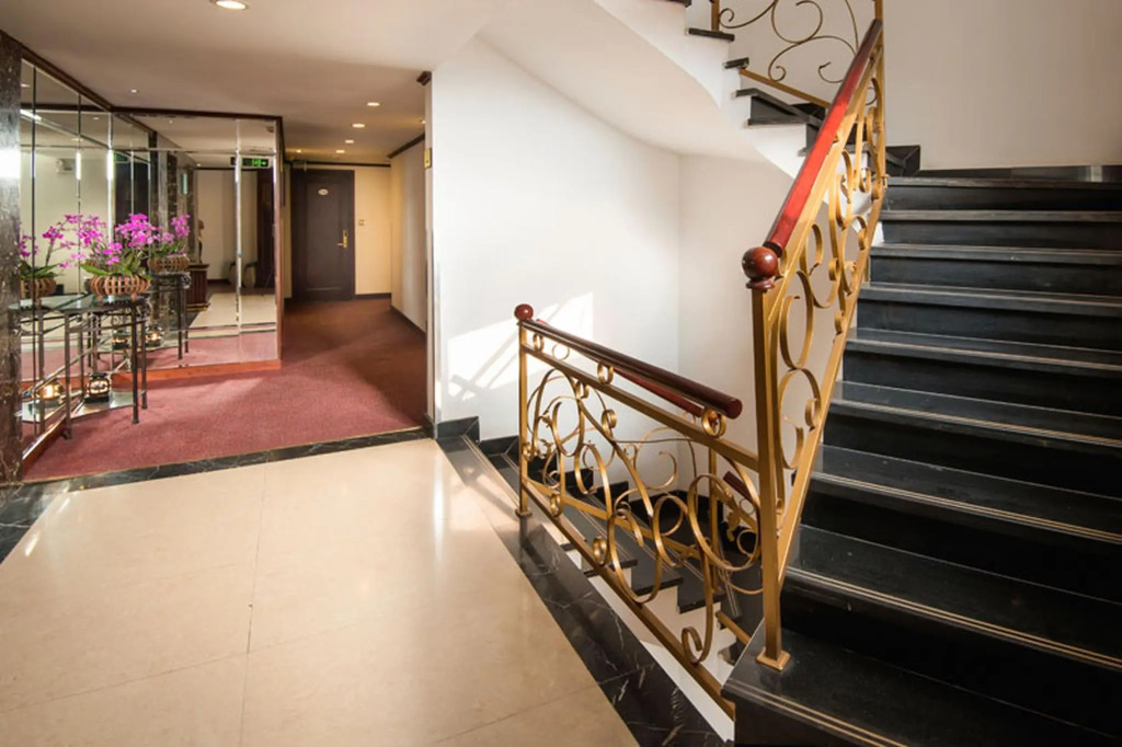 May De Ville Trendy Hotel & Spa