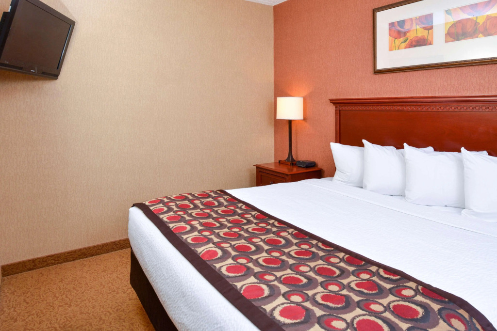 Country Inn & Suites by Radisson Nashville Airport TN