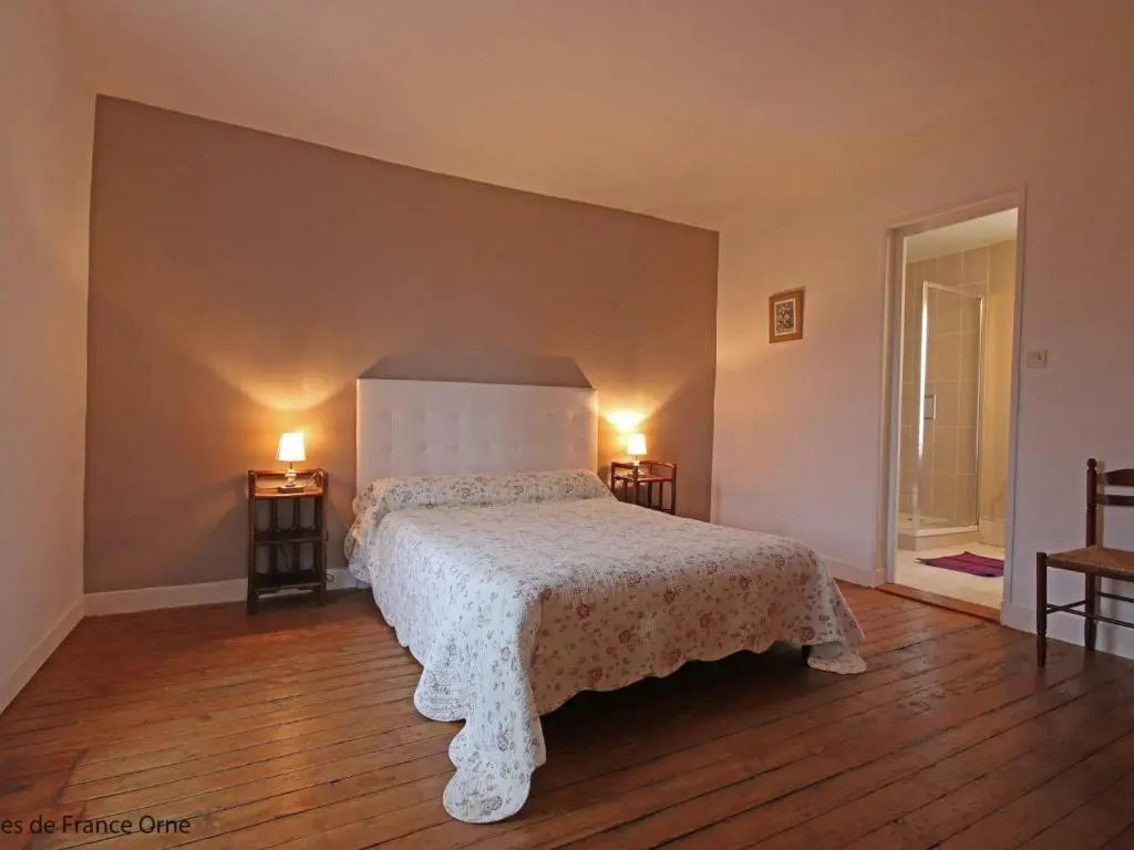 Maison de Bourg Avec Jardin et Wifi - Bures - FR-1-497-124