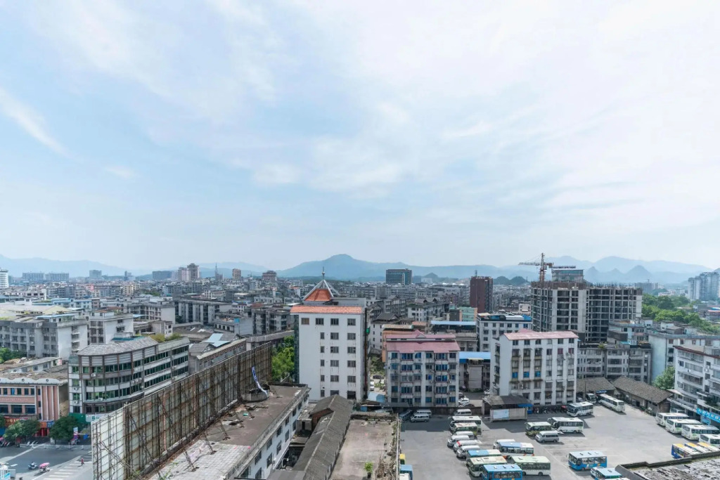 Ling Nan International Hotel