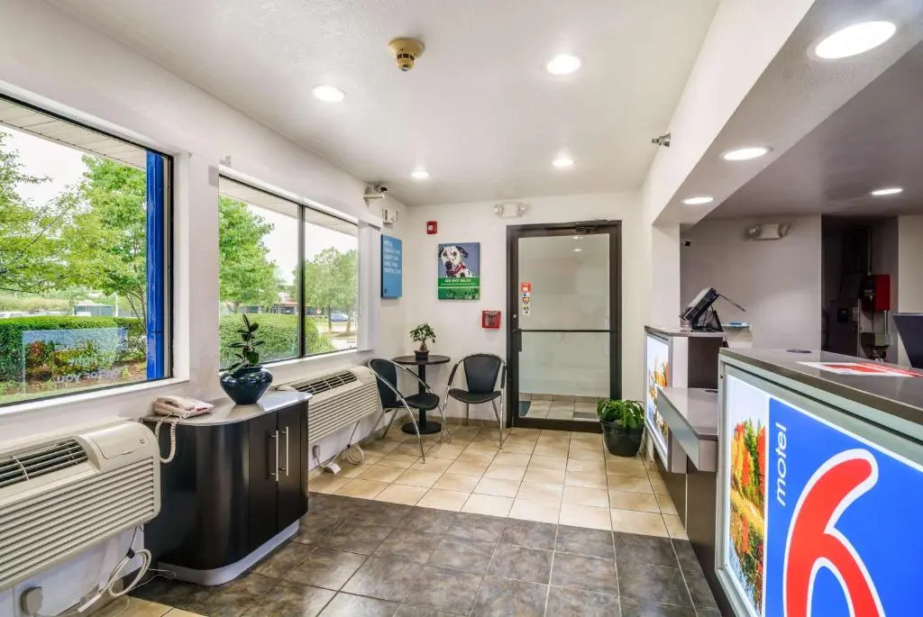Motel 6-Rolling Meadows, IL - Chicago Northwest