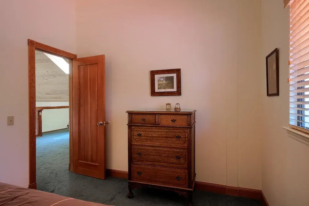Jolie Cabin